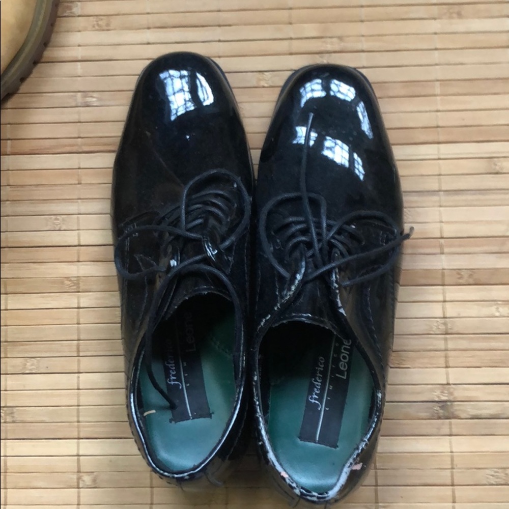 Tuxedo shoes